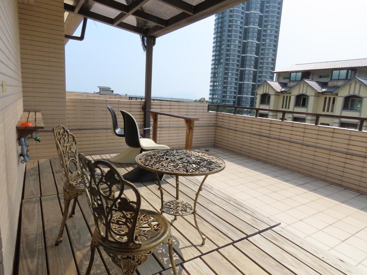 No.1 Shelter Bed & Breakfast Toucheng Bagian luar foto
