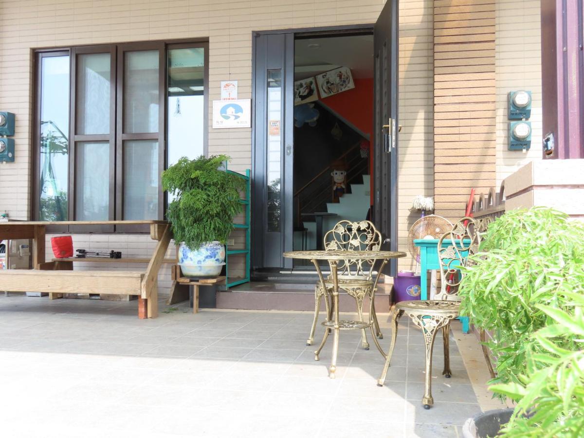 No.1 Shelter Bed & Breakfast Toucheng Bagian luar foto