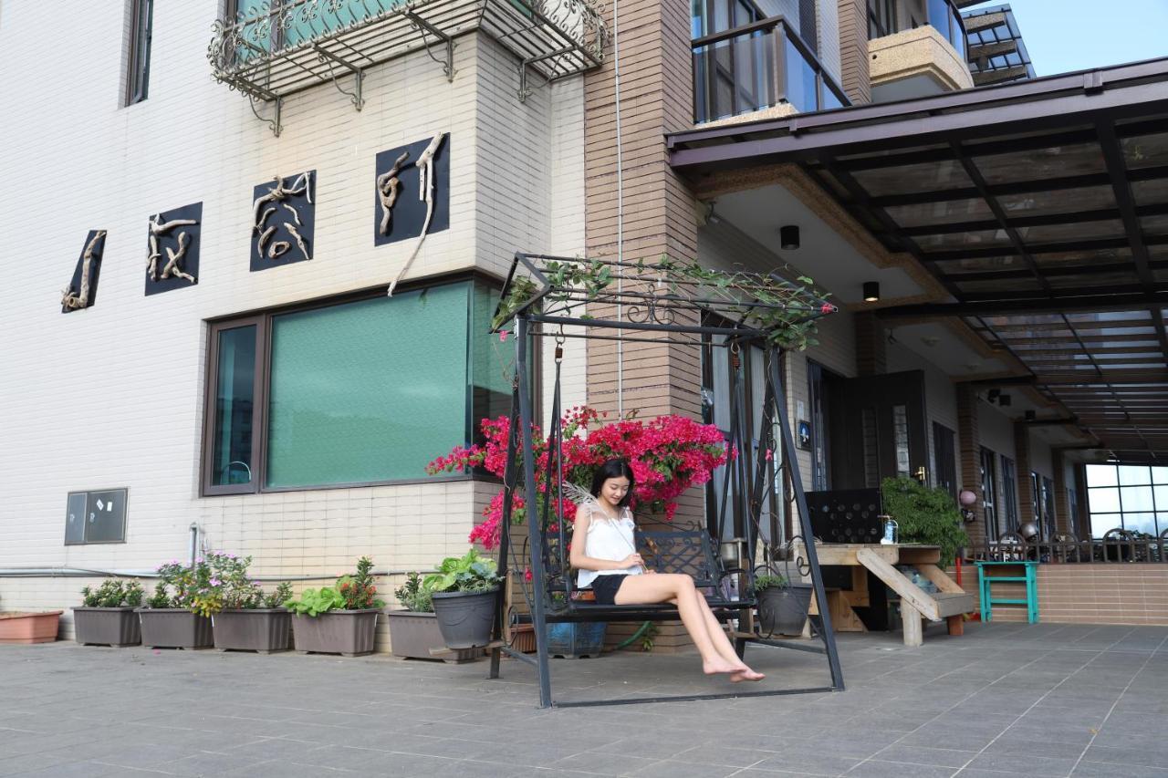 No.1 Shelter Bed & Breakfast Toucheng Bagian luar foto